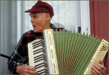 bob mcquillen playing accordion